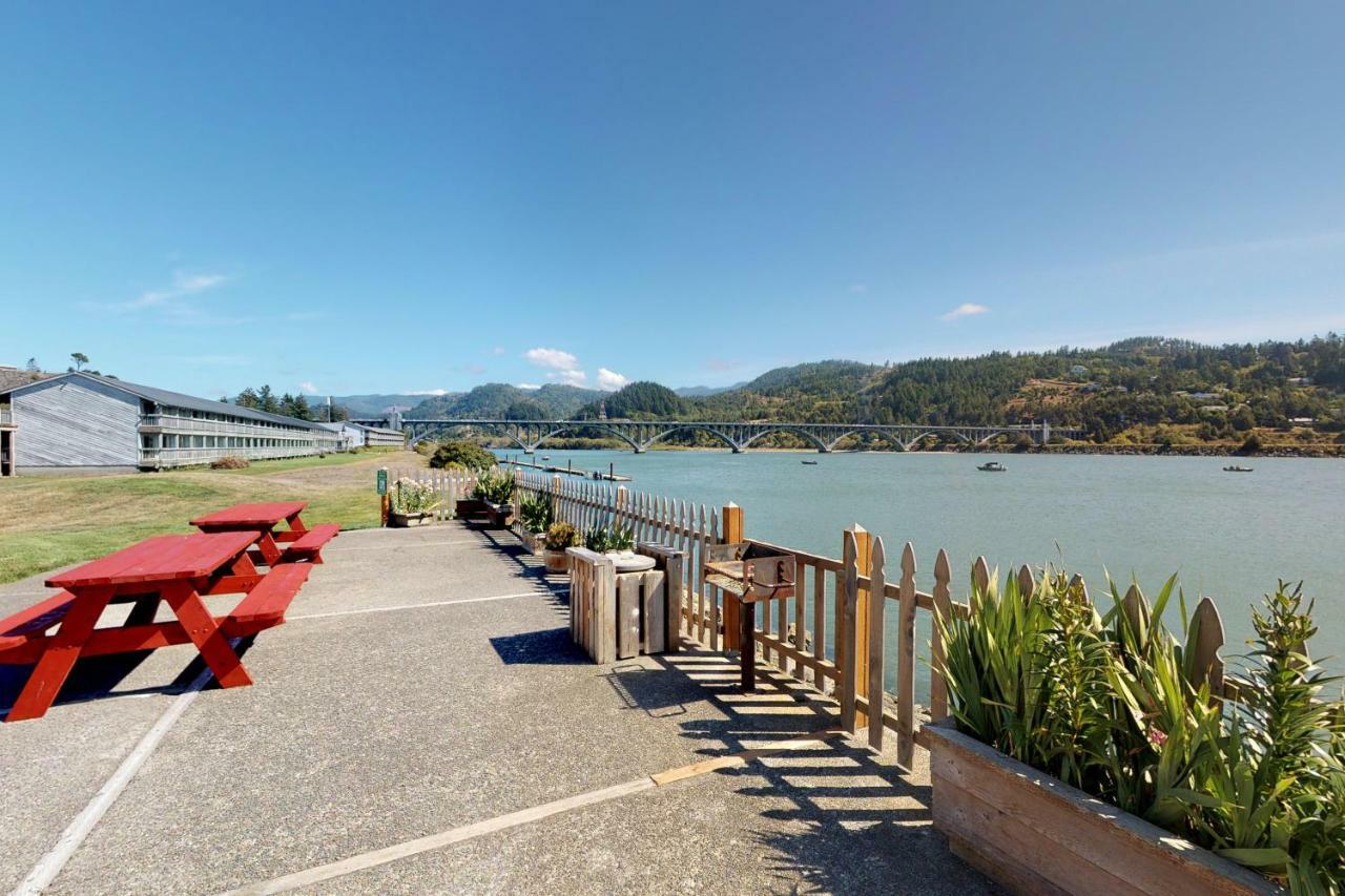Riverview Retreat 戈尔德比奇 外观 照片